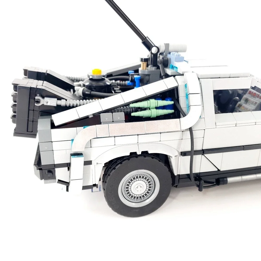 LEGO Icons: Back to the Future Time Machine (10300) Complete w/ Instructions